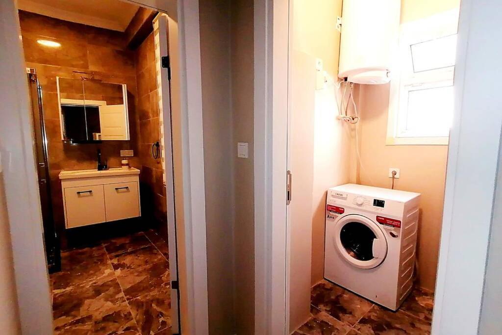 Khalkedon Flat 2 - Kadikoy'Deki Konaklama Adresiniz Истанбул Екстериор снимка