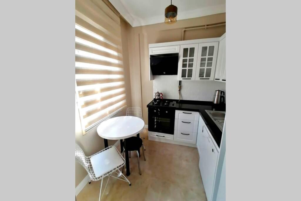Khalkedon Flat 2 - Kadikoy'Deki Konaklama Adresiniz Истанбул Екстериор снимка