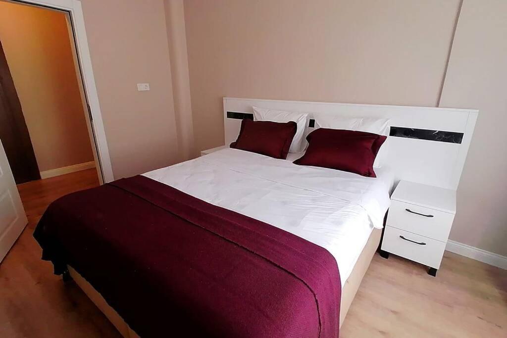 Khalkedon Flat 2 - Kadikoy'Deki Konaklama Adresiniz Истанбул Екстериор снимка